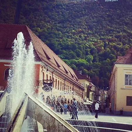 Zetta ホームステイ ブラショフ